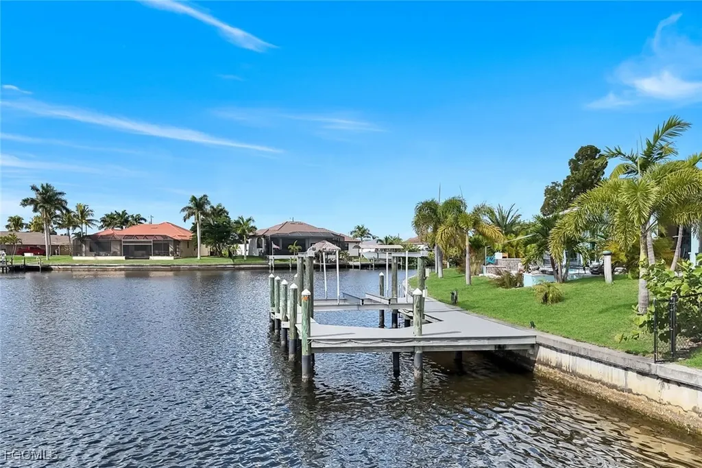 1000 NW 37th Place Cape Coral FL 33993