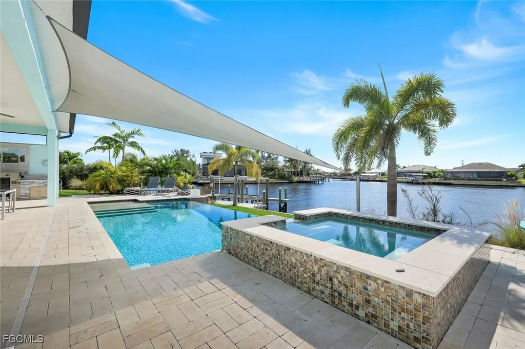 1000 NW 37th Place Cape Coral FL 33993