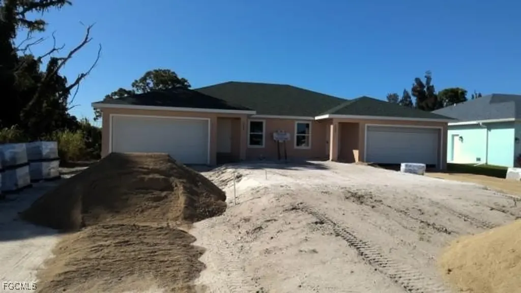 5637 Genesee Parkway Bokeelia FL 33922