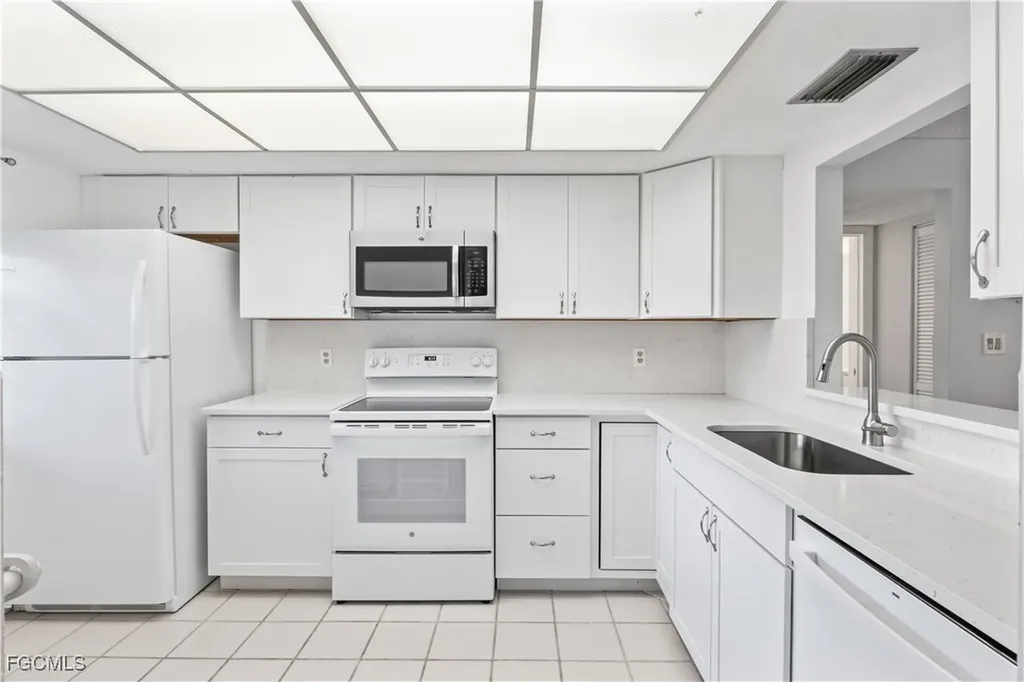7080 Nantucket Circle North Fort Myers FL 33917