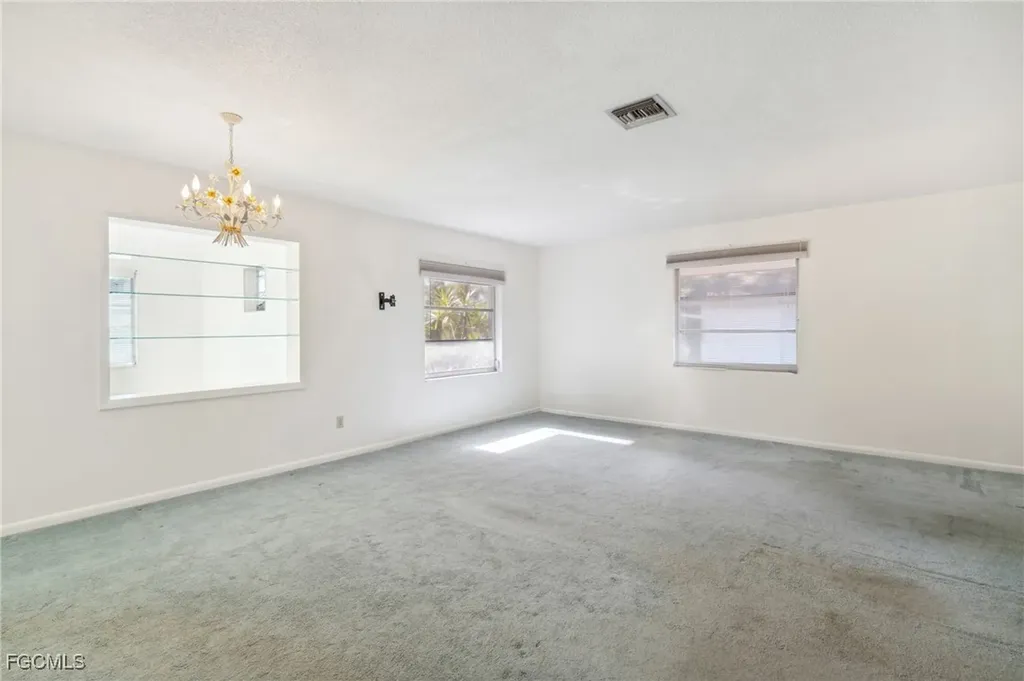 235 Thistle Court Lehigh Acres FL 33936