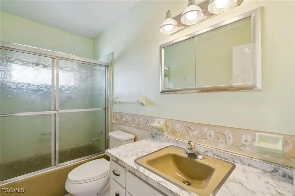 235 Thistle Court Lehigh Acres FL 33936