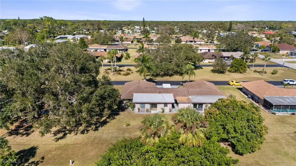 235 Thistle Court Lehigh Acres FL 33936