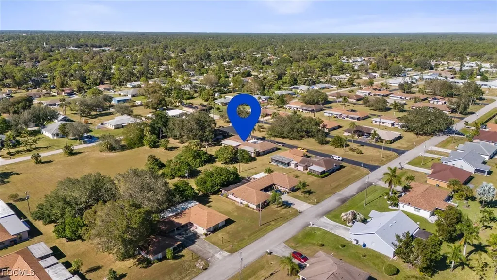 235 Thistle Court Lehigh Acres FL 33936