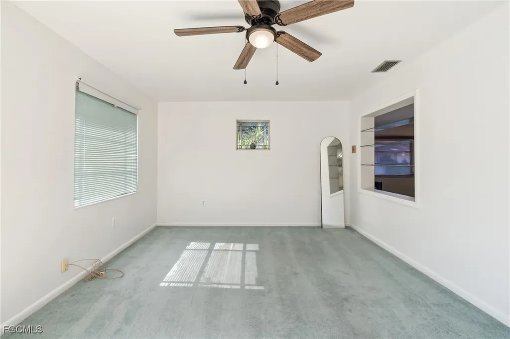 235 Thistle Court Lehigh Acres FL 33936