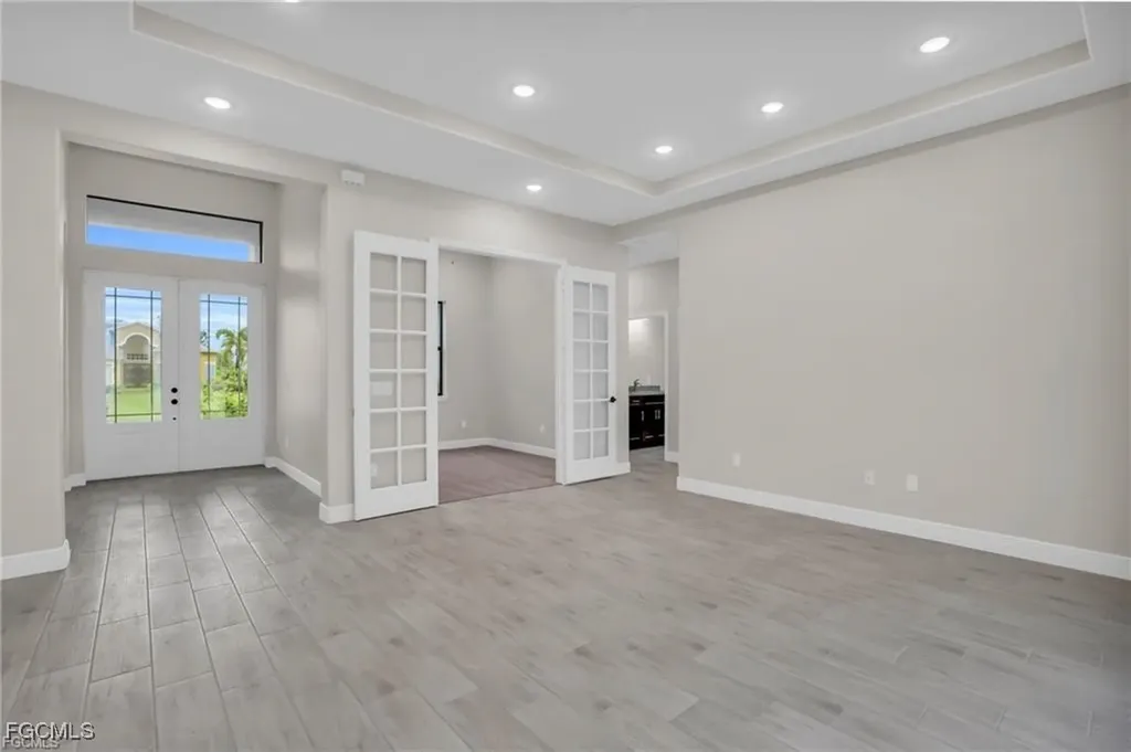 3737 SW 2nd Street Cape Coral FL 33991