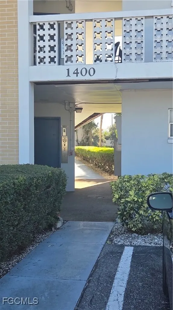 1423 Tropic Terrace North Fort Myers FL 33903