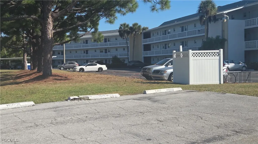 1423 Tropic Terrace North Fort Myers FL 33903