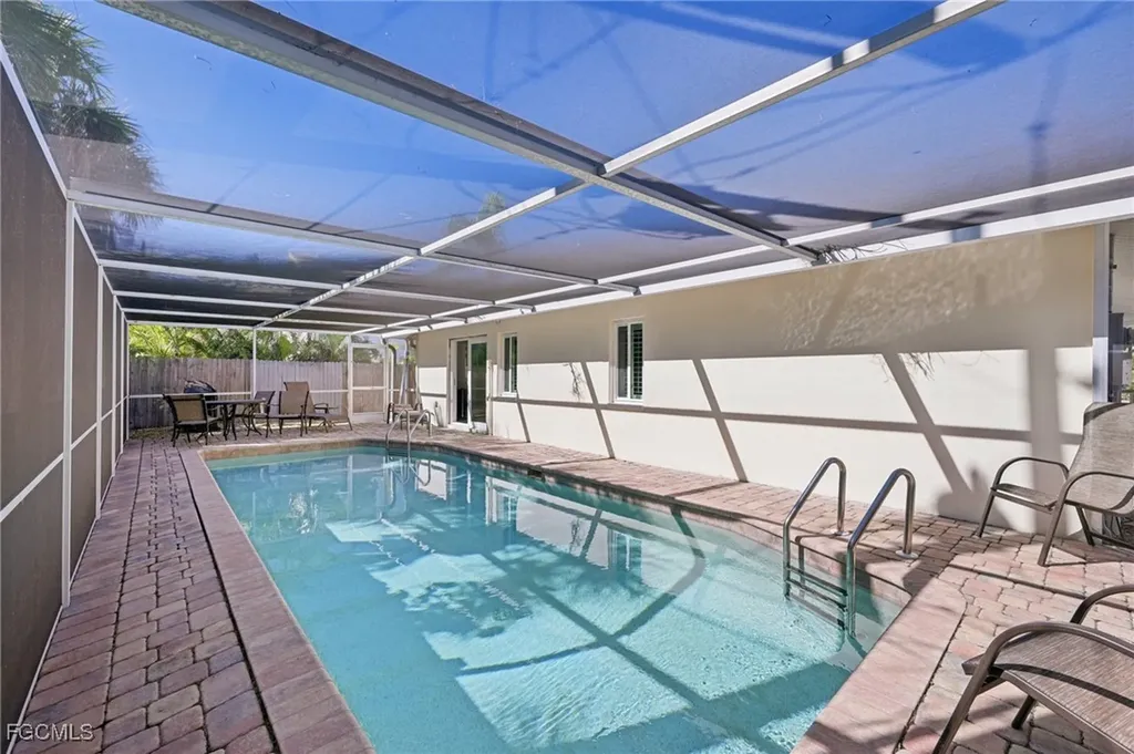 210 Hibiscus Drive Fort Myers Beach FL 33931