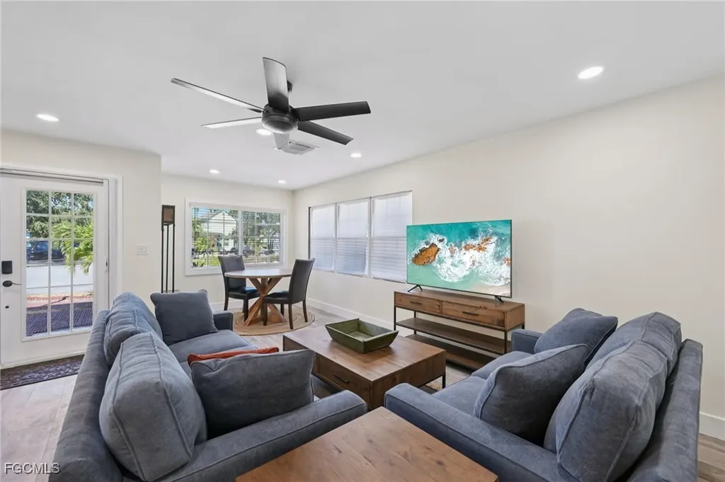 210 Hibiscus Drive Fort Myers Beach FL 33931