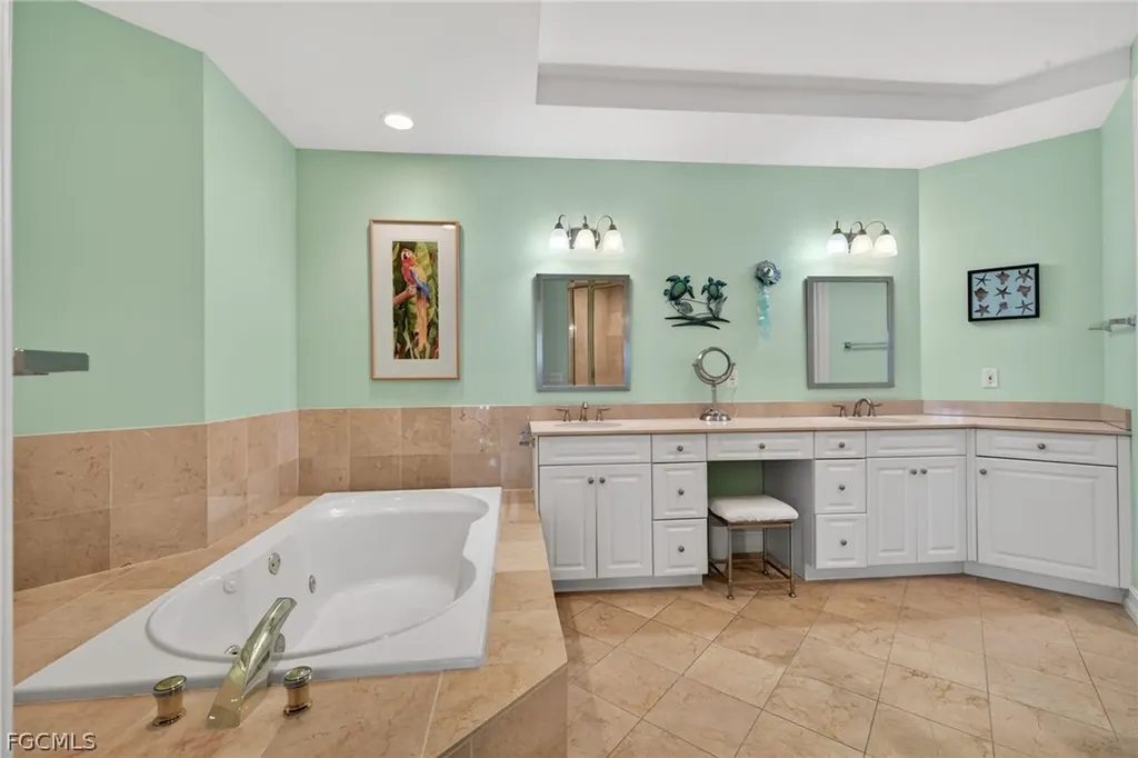 5675 Baltusrol Court Sanibel FL 33957