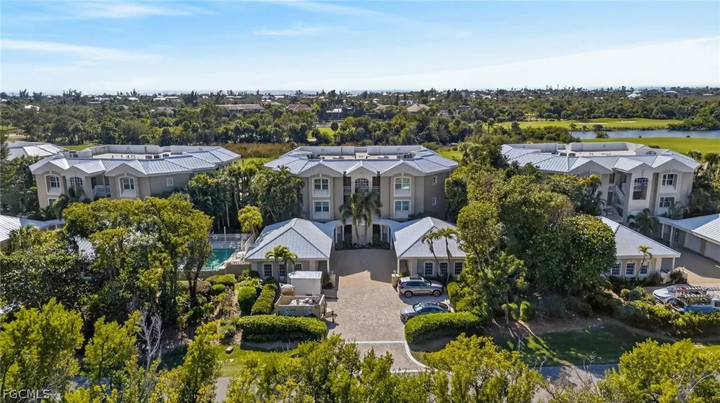 5675 Baltusrol Court Sanibel FL 33957