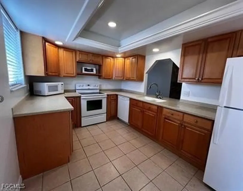4803 Triton Court W Cape Coral FL 33904