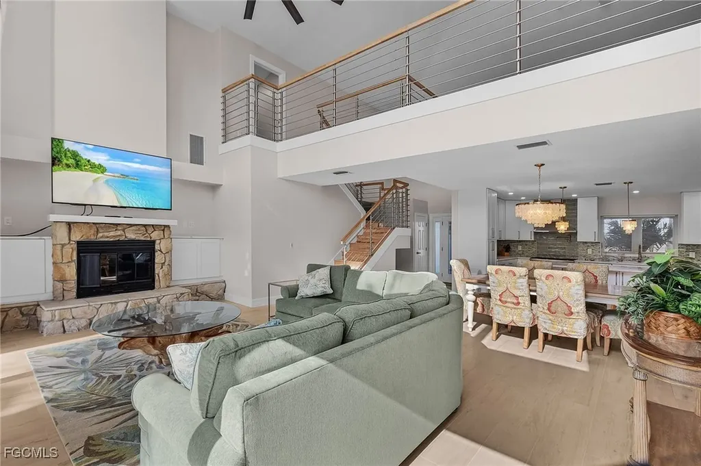 1543 San Carlos Bay Drive Sanibel FL 33957
