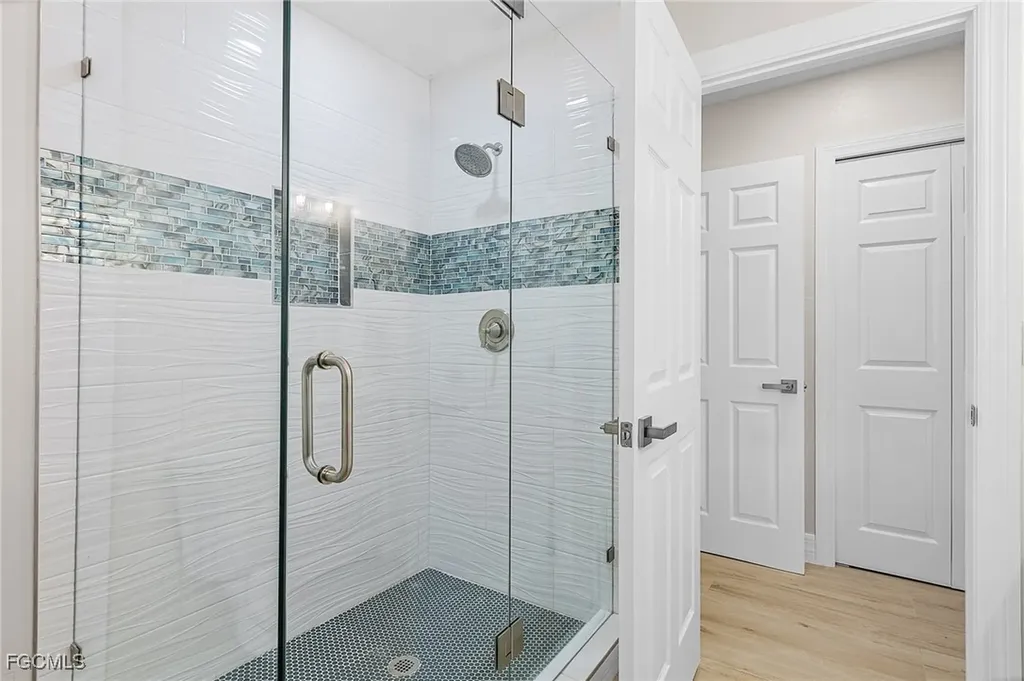 1543 San Carlos Bay Drive Sanibel FL 33957