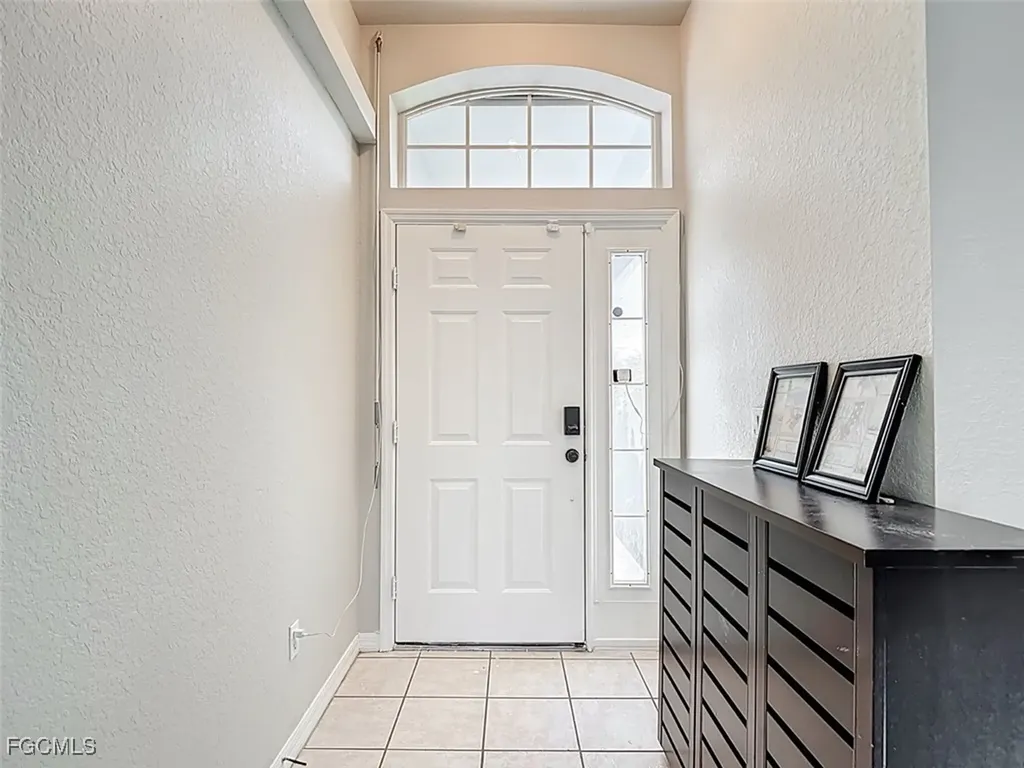 4408 SW 20th Place Cape Coral FL 33914