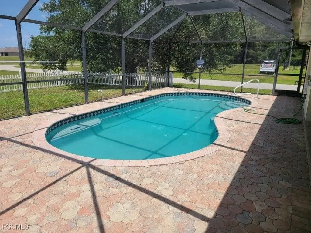 101 NW 13th Street Cape Coral FL 33993