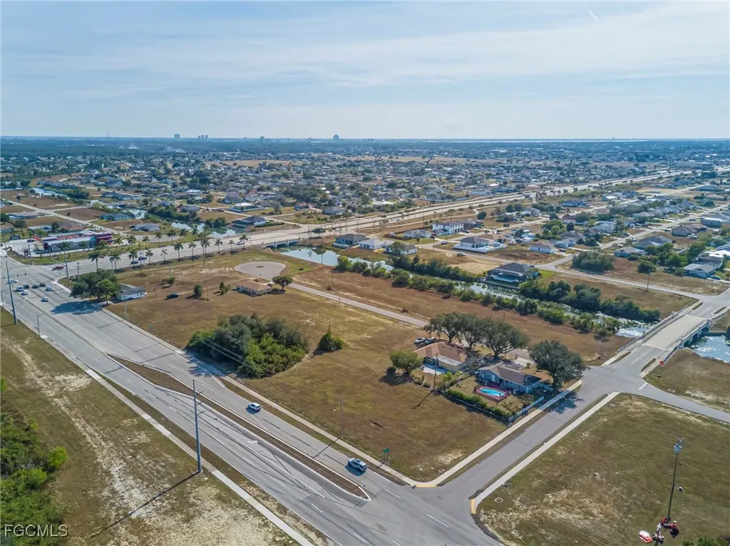 1518 Kismet Parkway E Cape Coral FL 33909