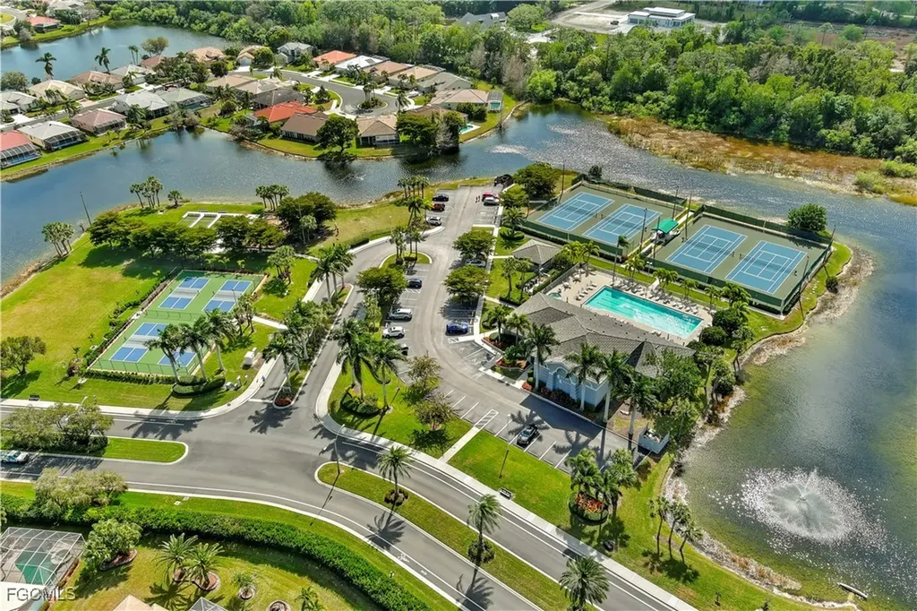 8009 Breton Circle Fort Myers FL 33912