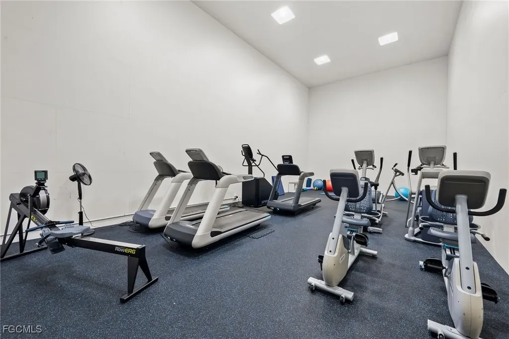 8009 Breton Circle Fort Myers FL 33912