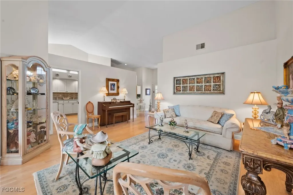 8009 Breton Circle Fort Myers FL 33912