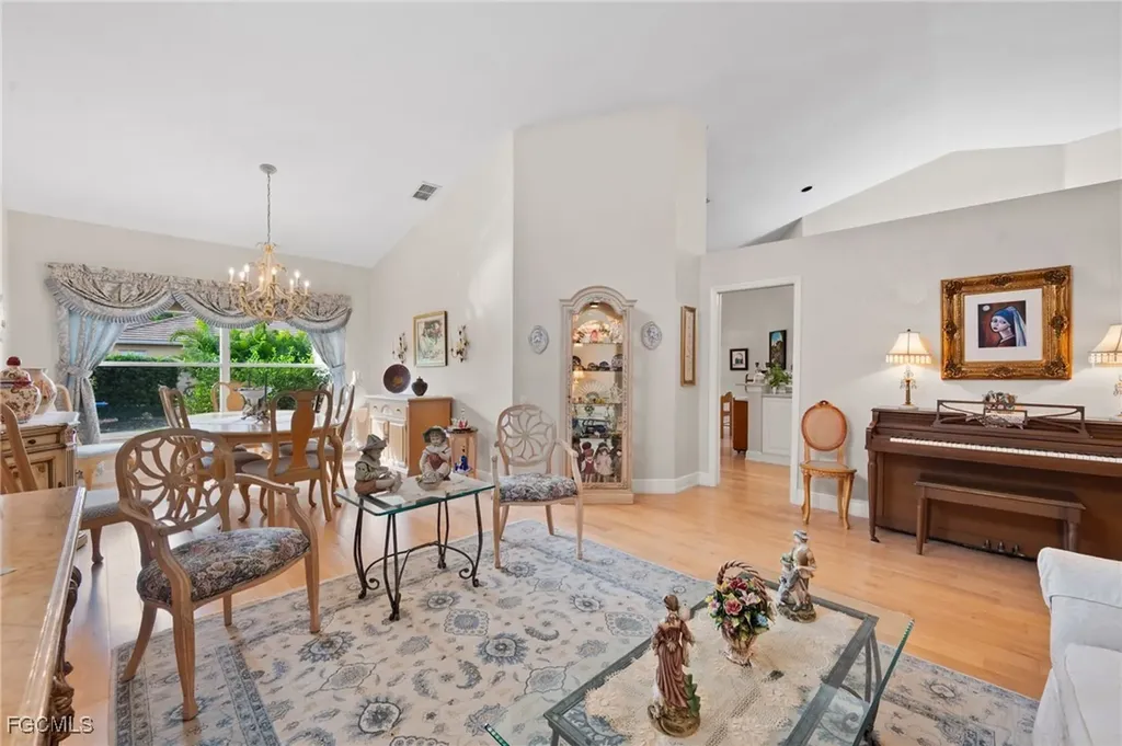 8009 Breton Circle Fort Myers FL 33912