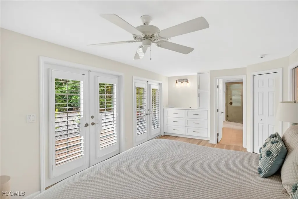 819 Tulip Lane Sanibel FL 33957