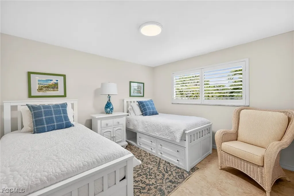819 Tulip Lane Sanibel FL 33957