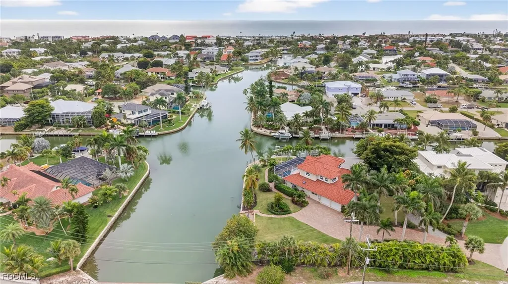 819 Tulip Lane Sanibel FL 33957