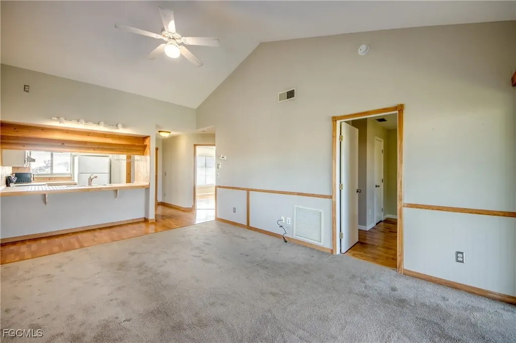 4616 SE 6th Avenue Cape Coral FL 33904