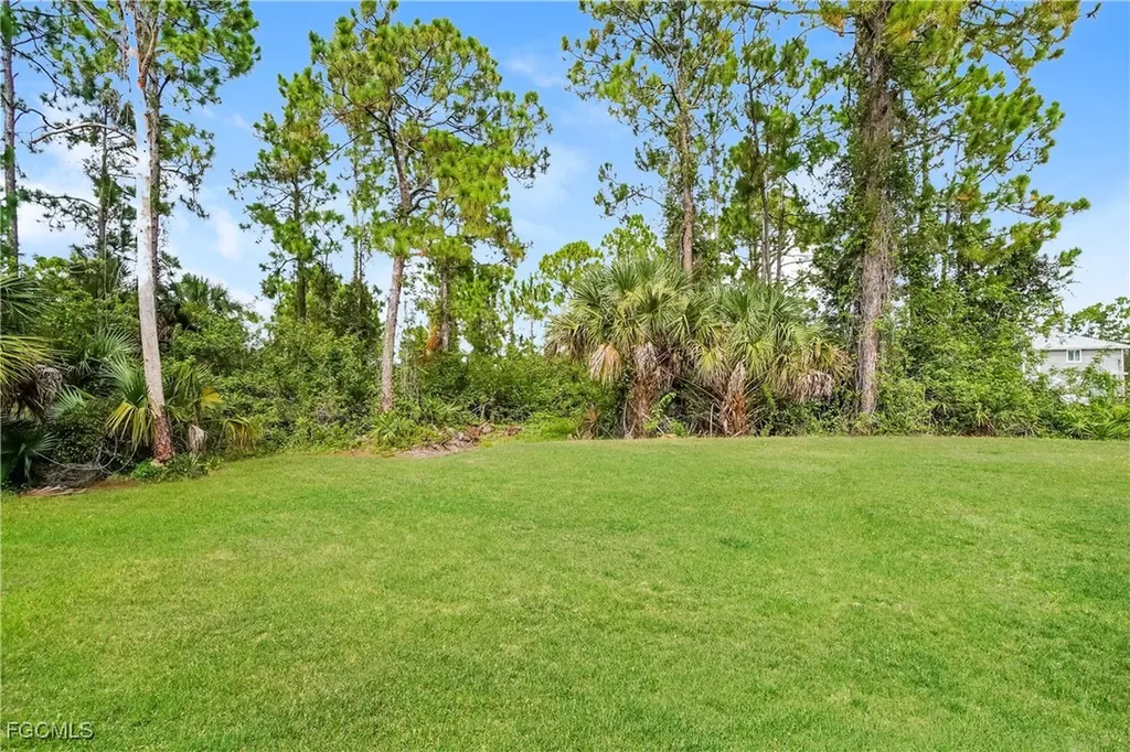 431 Gray Avenue S Lehigh Acres FL 33974