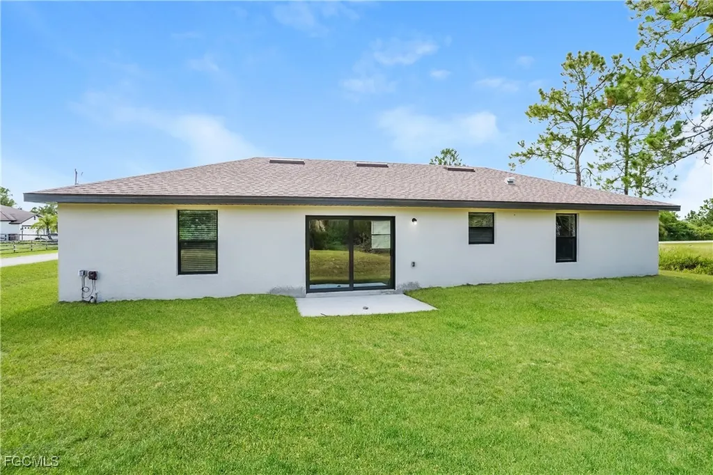 431 Gray Avenue S Lehigh Acres FL 33974