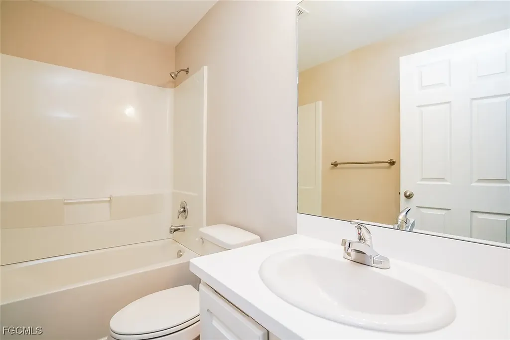 431 Gray Avenue S Lehigh Acres FL 33974