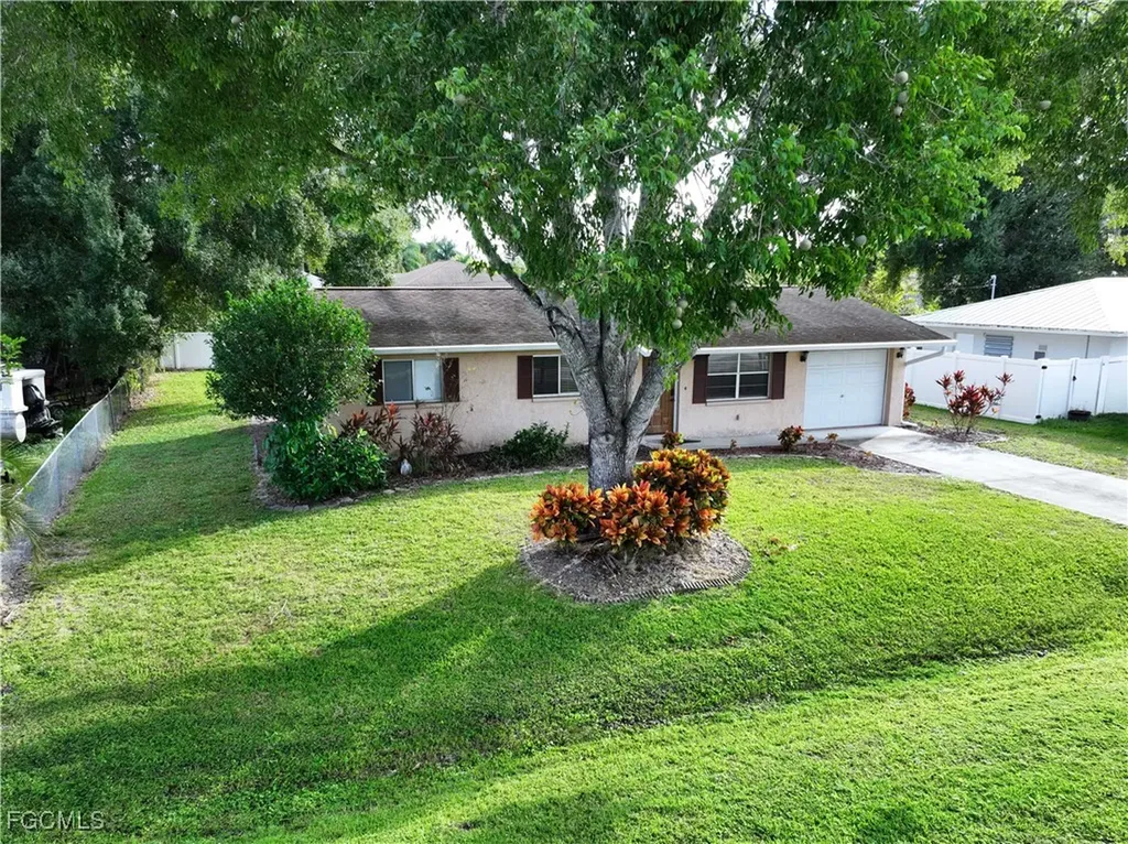 13307 Caribbean Boulevard Fort Myers FL 33905