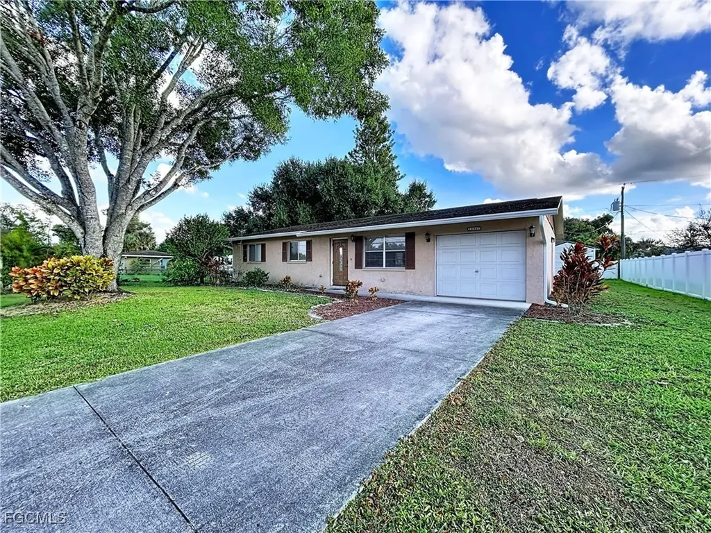13307 Caribbean Boulevard Fort Myers FL 33905