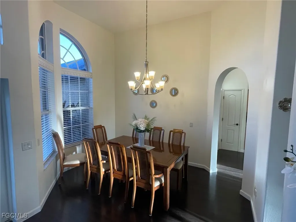 2409 SW 17th Place Cape Coral FL 33914