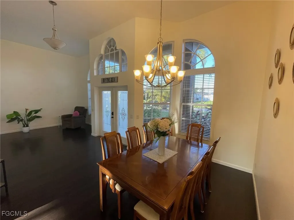 2409 SW 17th Place Cape Coral FL 33914