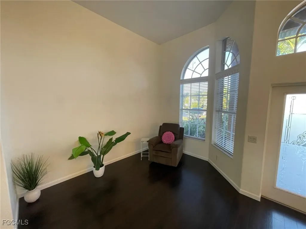 2409 SW 17th Place Cape Coral FL 33914