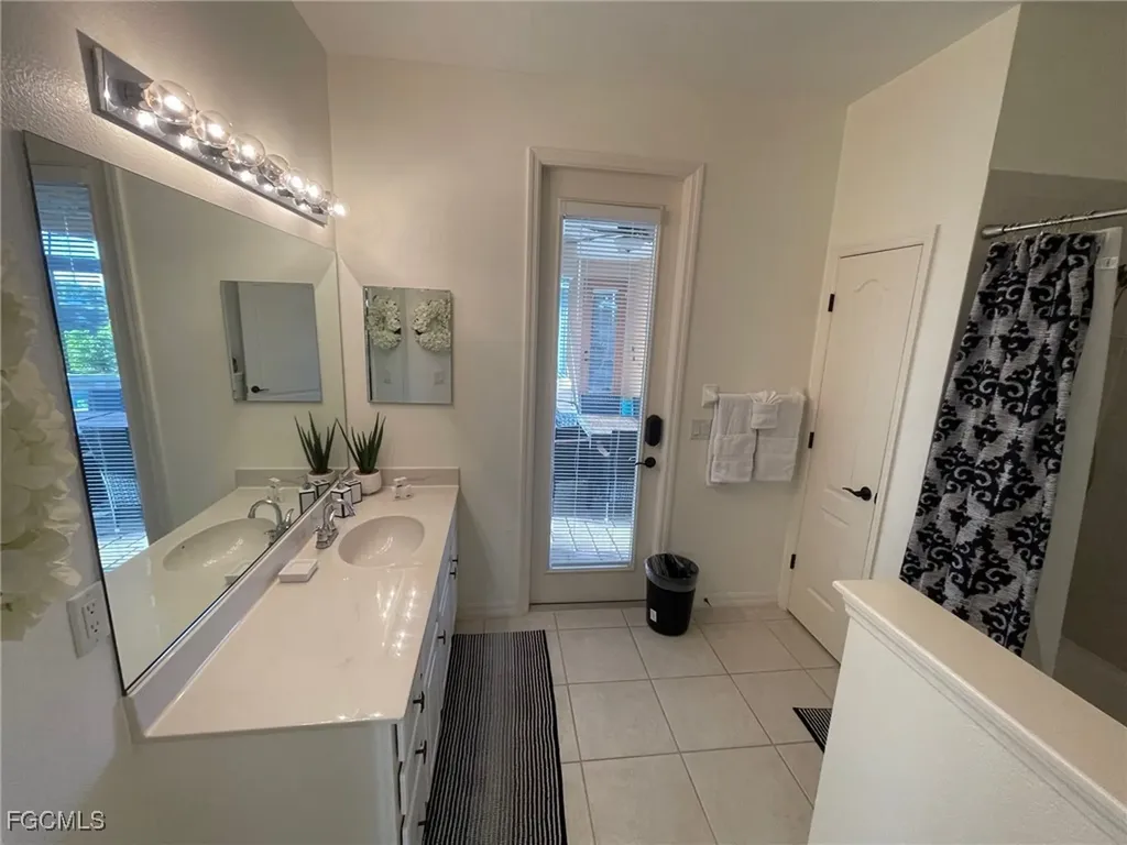 2409 SW 17th Place Cape Coral FL 33914