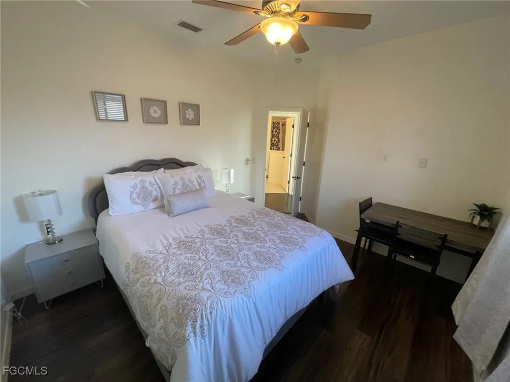 2409 SW 17th Place Cape Coral FL 33914