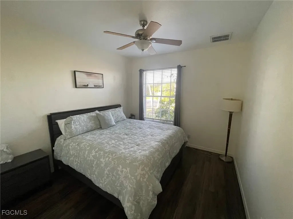 2409 SW 17th Place Cape Coral FL 33914