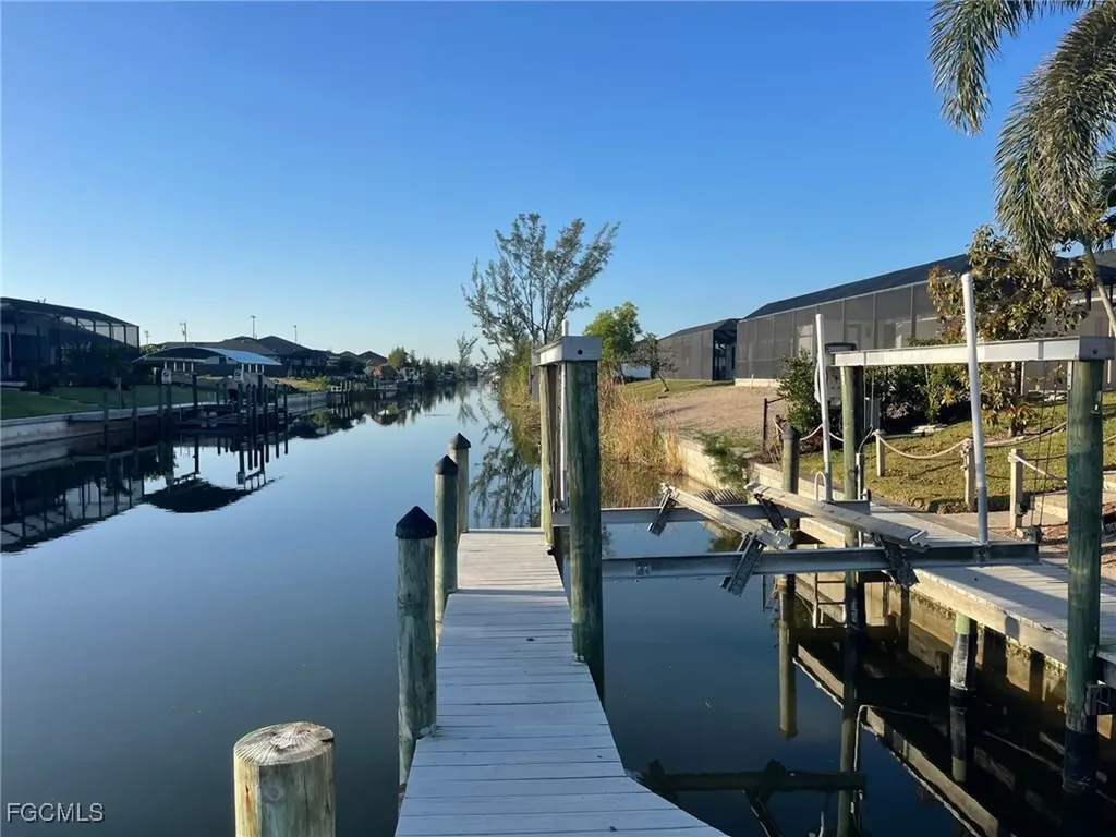 2409 SW 17th Place Cape Coral FL 33914