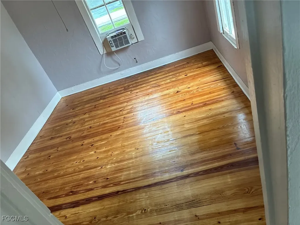 3207 Broadway Fort Myers FL 33901