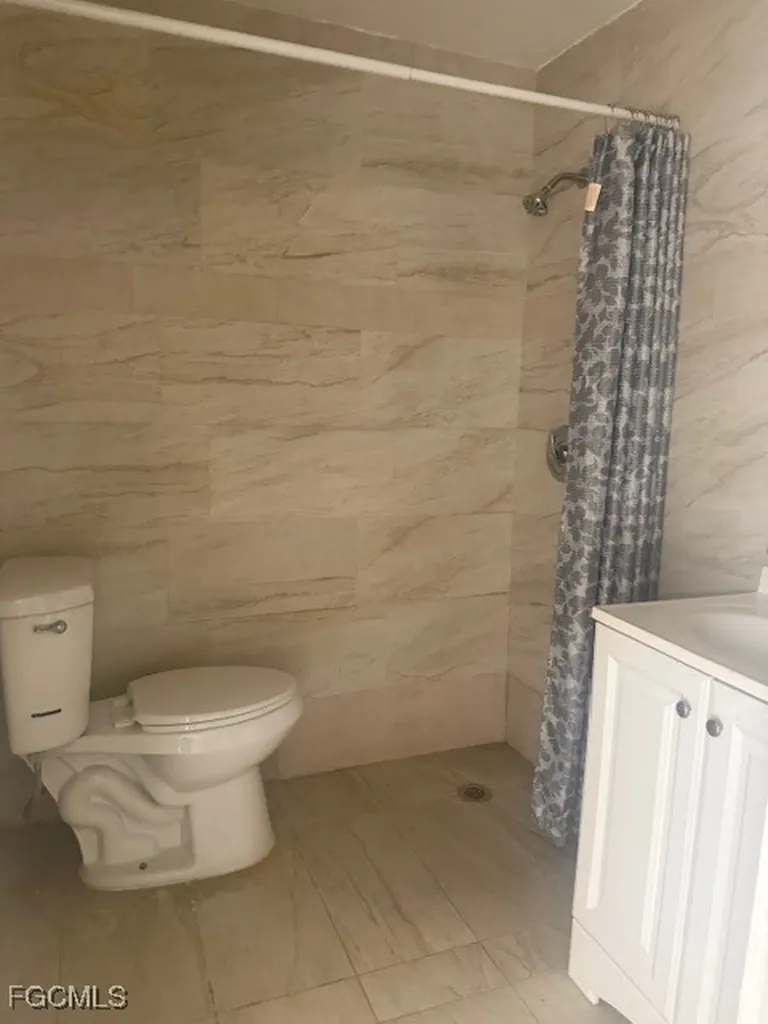 3207 Broadway Fort Myers FL 33901