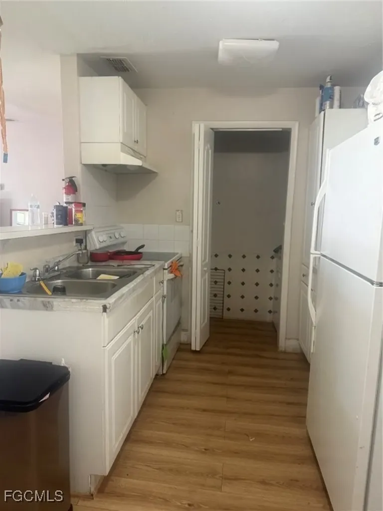 3207 Broadway Fort Myers FL 33901