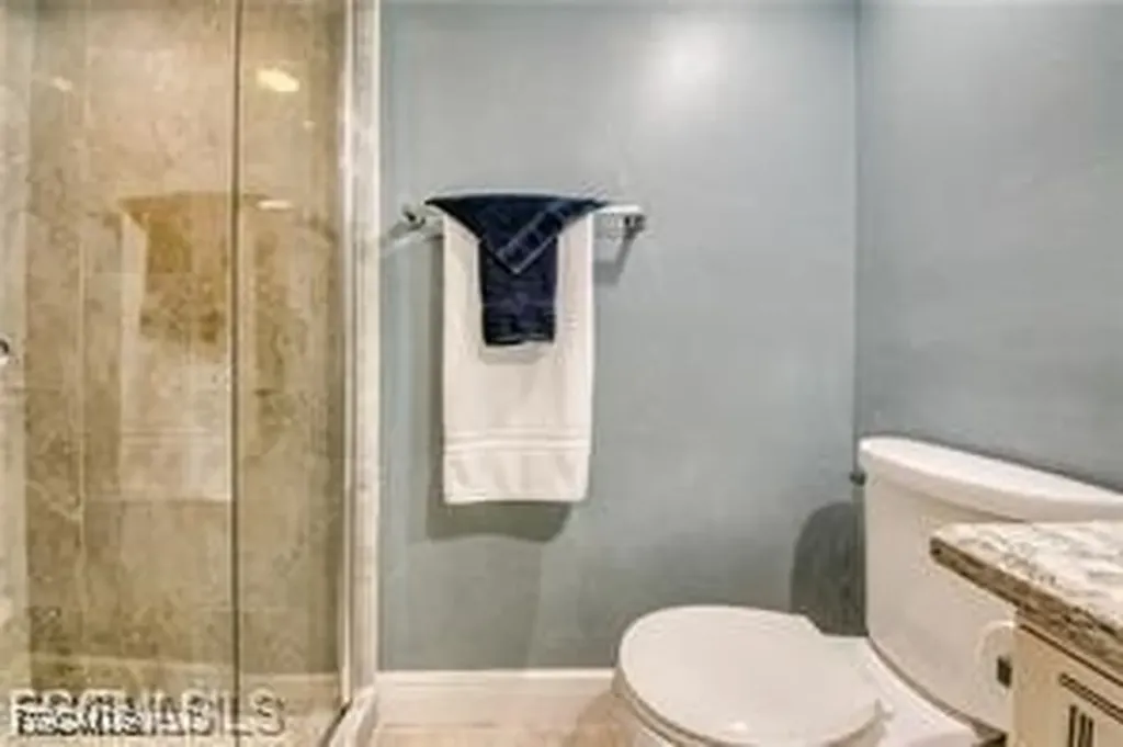 1206 SE 40th Street Cape Coral FL 33904