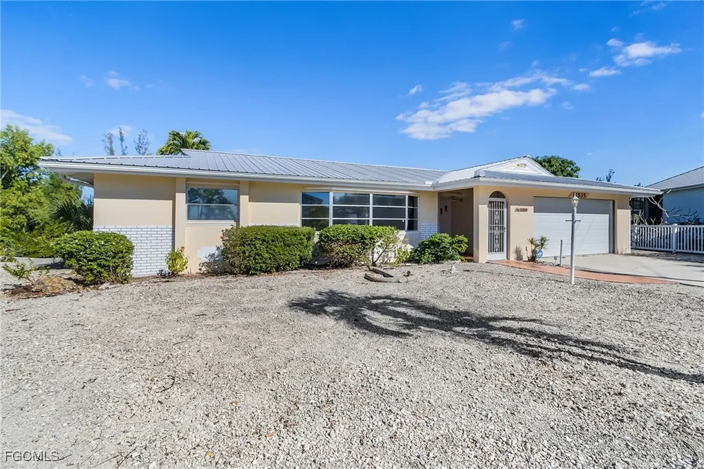 11535 Flint Lane Bokeelia FL 33922