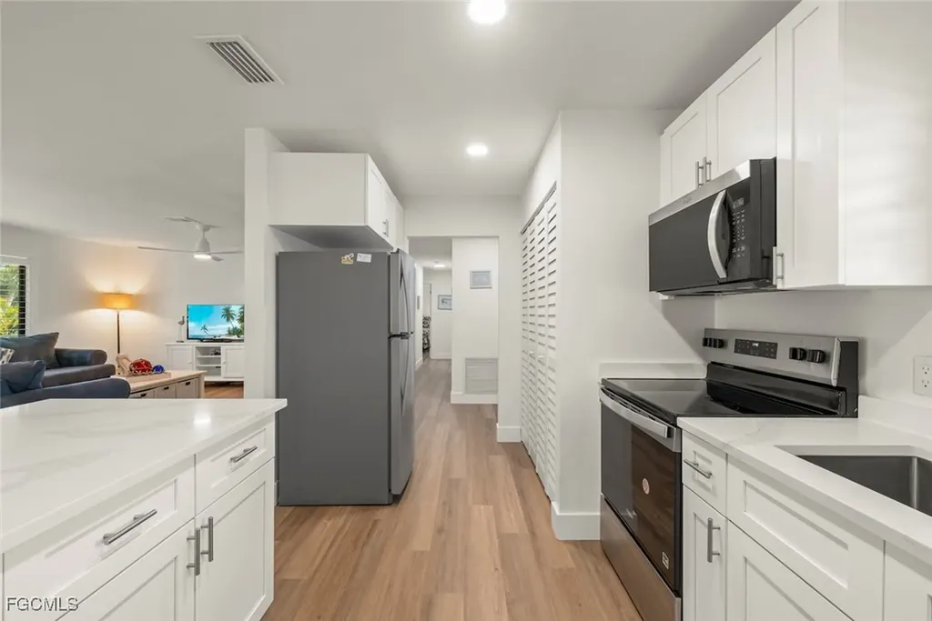 5117 Sea Bell Road Sanibel FL 33957