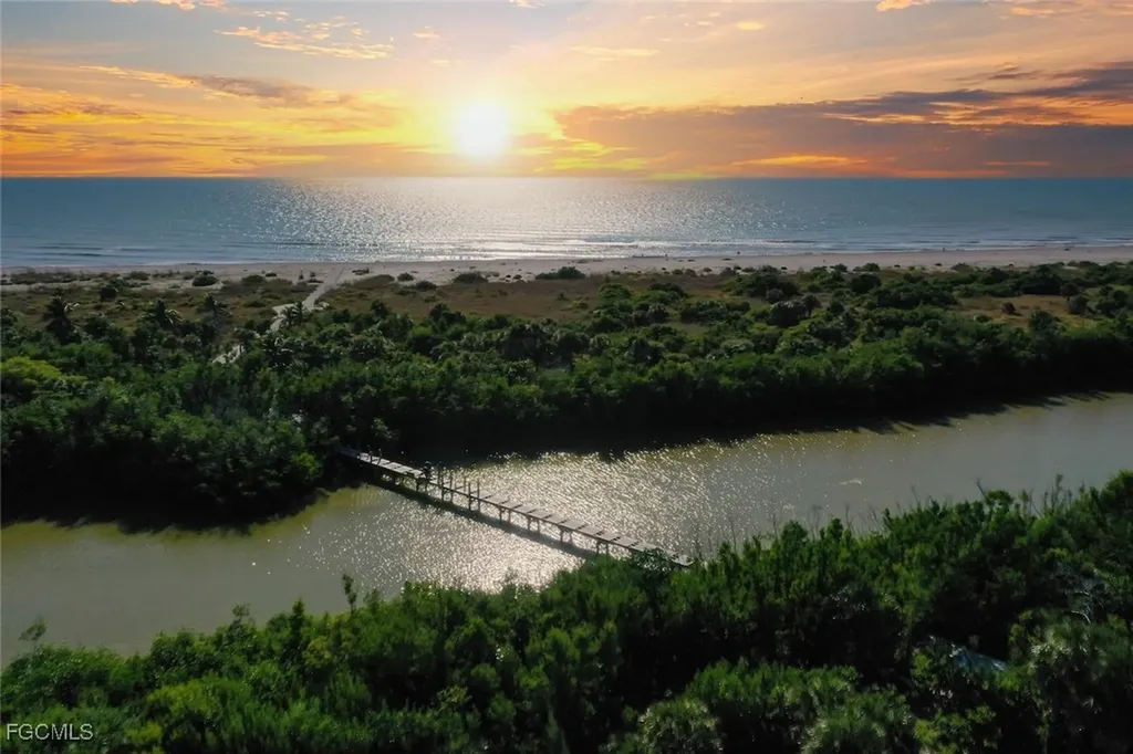 5117 Sea Bell Road Sanibel FL 33957