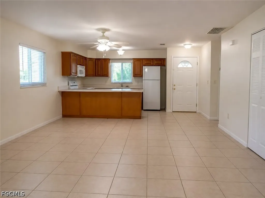 1623 SW Santa Barbara Place Cape Coral FL 33991